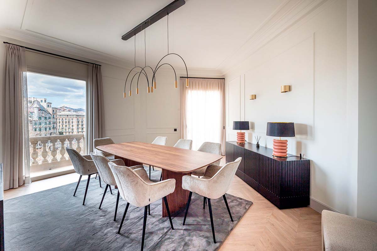 reforma-integral-de-vivienda-vanguardista-en-barcelona-aie-rehabilita