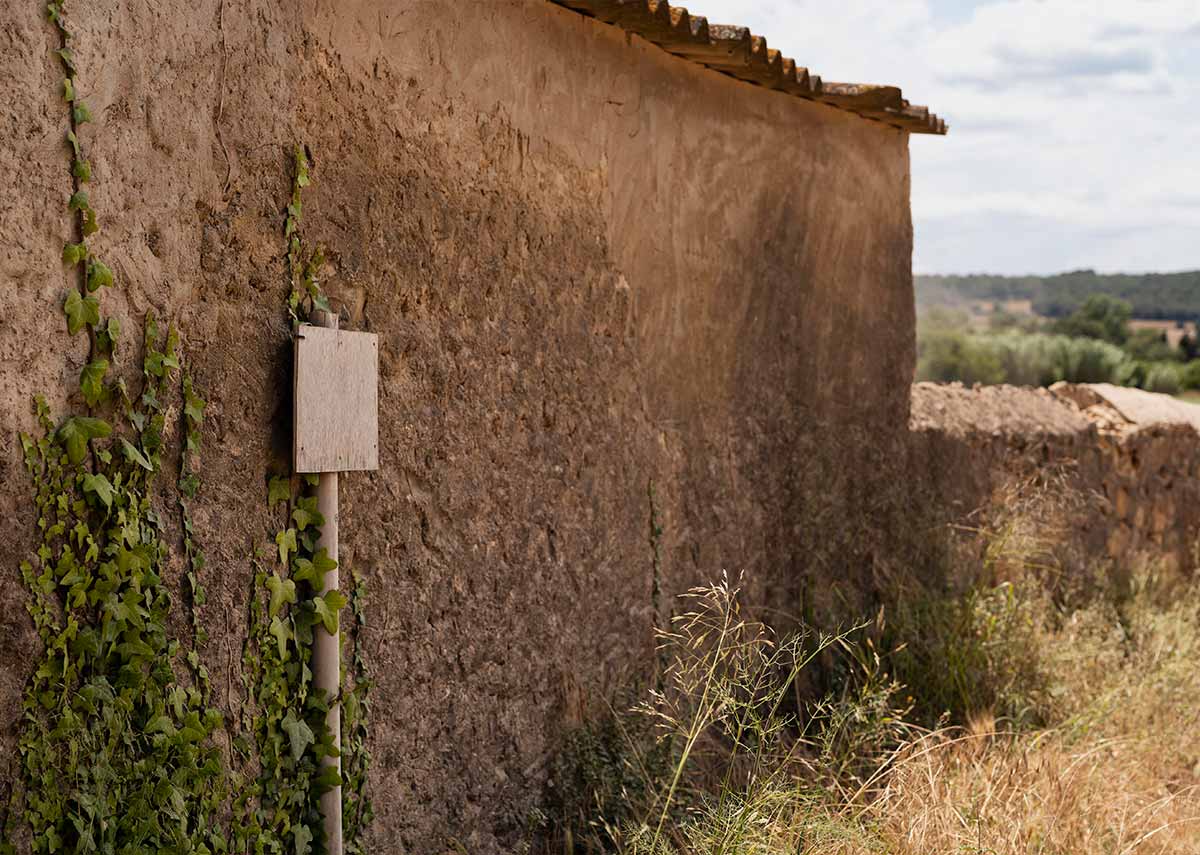 se-puede-rehabilitar-una-vivienda-en-suelo-rustico-requisitos-y-pasos-clave